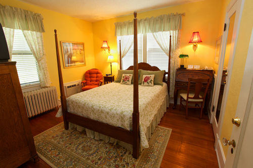 Brown Street Inn Bed And Breakfast Iowa City Exterior foto